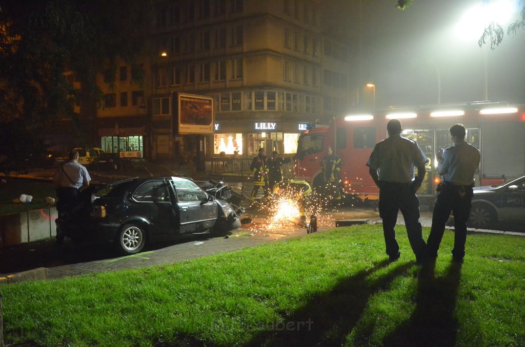 VU Pkw Koeln Neustadt Nord Hansaring Eberplatz P29.JPG